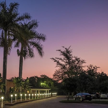 Simunye Country Club And Lodge Mhlumeni エクステリア 写真
